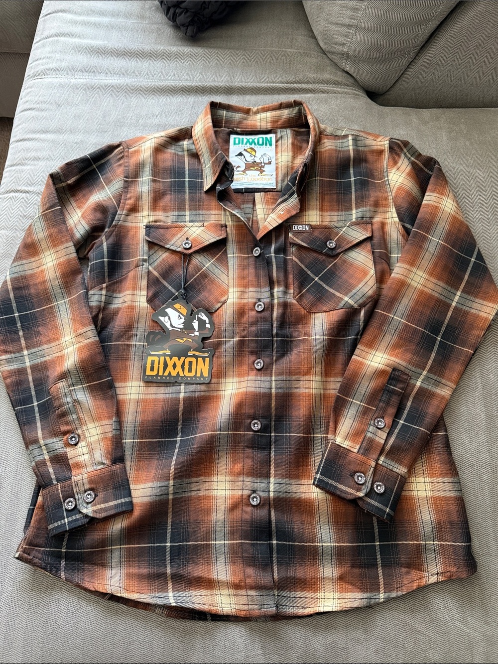 Women’s DIXXON The Irish Goodbye Flannel - NWT!!